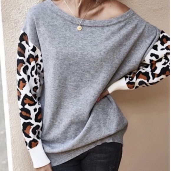 Grey Knit Sweater with Leopard Print Sleeves - Picture 4 of 6